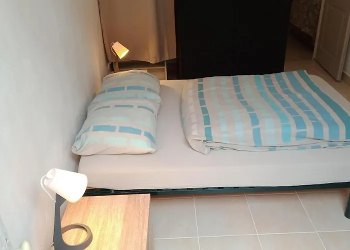 Bed & Breakfast L'ombrelle Carcassonne