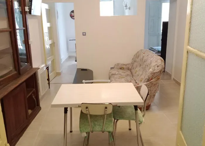 Bed & Breakfast L'ombrelle Carcassonne